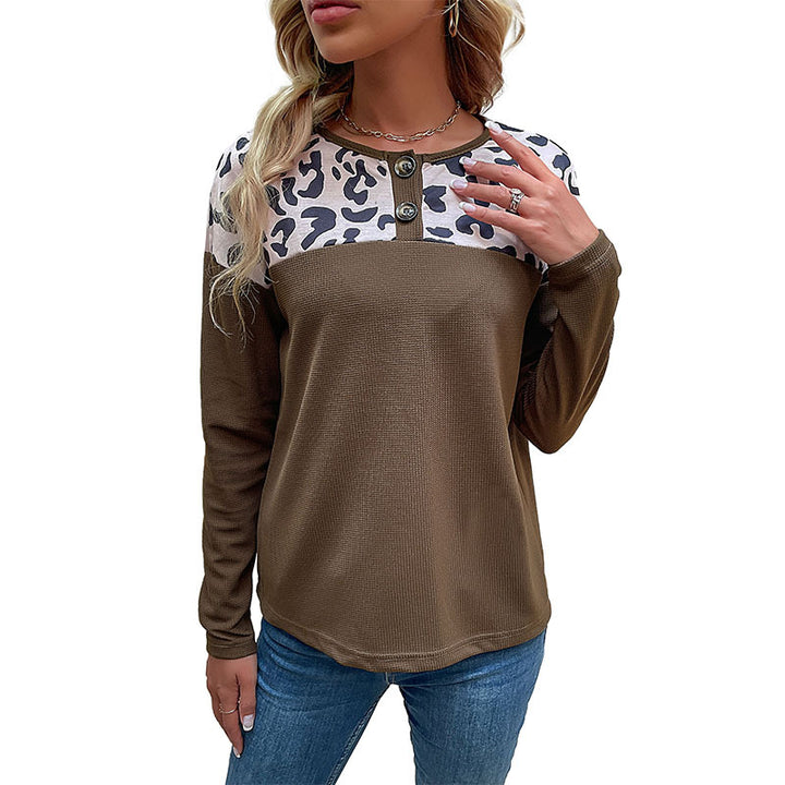 Damen Langarm-Waffelshirt mit Leo-Schulterpasse und Knopfblende Drune