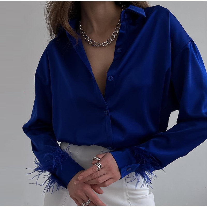 Damen Bluse mit bunten Federn und elegantem Schnitt Drune