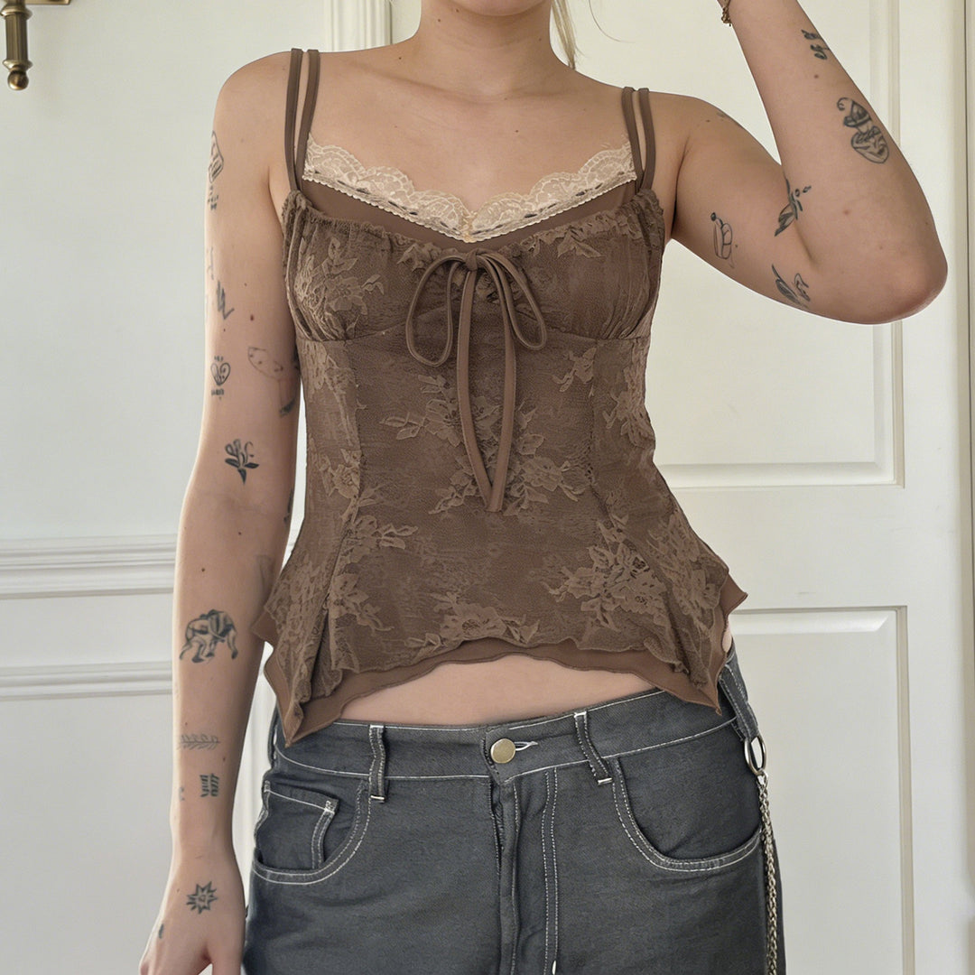 Damen elegantes Spitzenoberteil mit zarter Raffung Drune