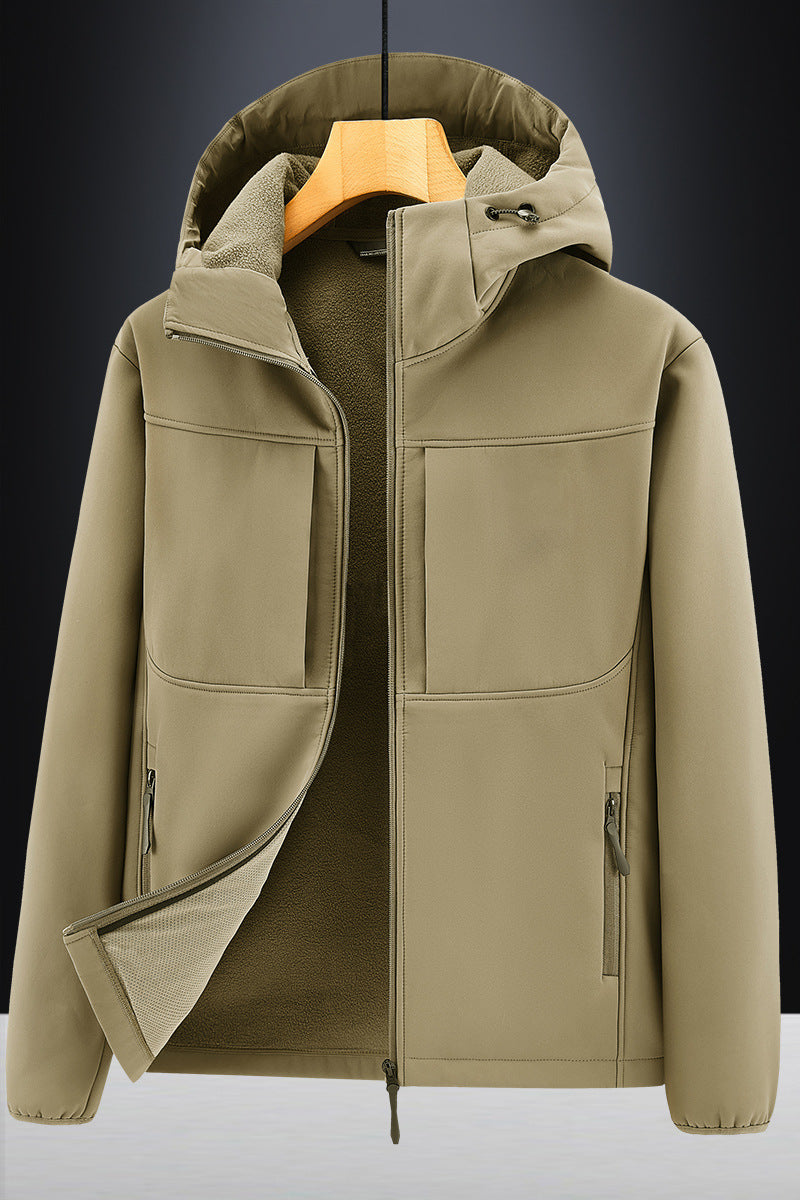 Herren Thermo-Softshelljacke mit Sherpa‑Futter, Kapuze und verdeckten Reißverschlusstaschen Drune