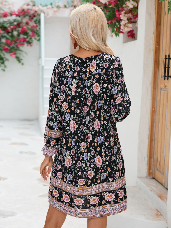 Damen Boho-inspiriertes Minikleid mit voluminösen Ärmeln und floralen Verzierungen Drune