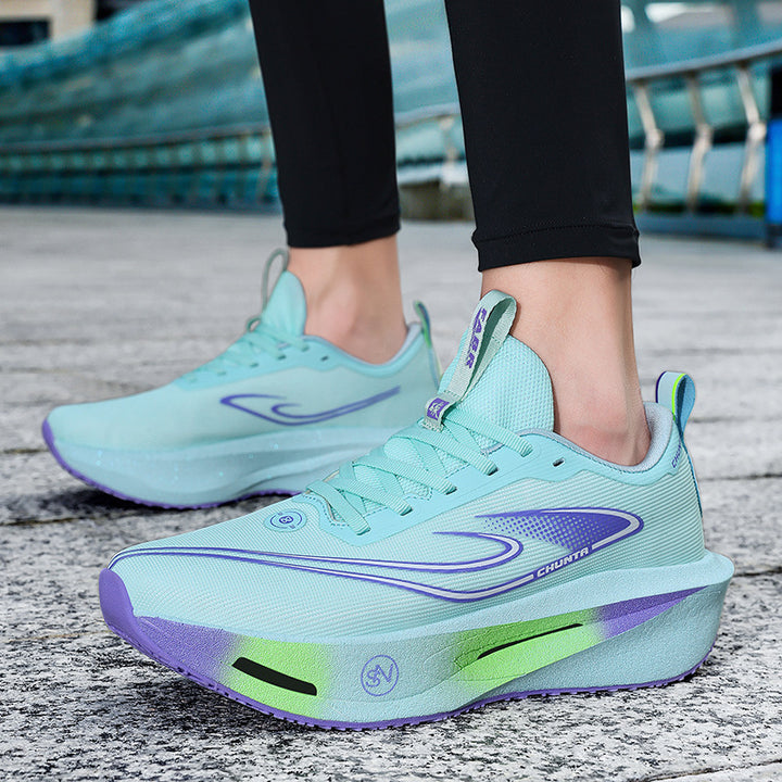 Unisex fließende Race-Performance-Sneaker mit hochprofilierter reaktiver Schaum-Zwischensohle und nahtlosem Leichtstrick-Obermaterial Drune