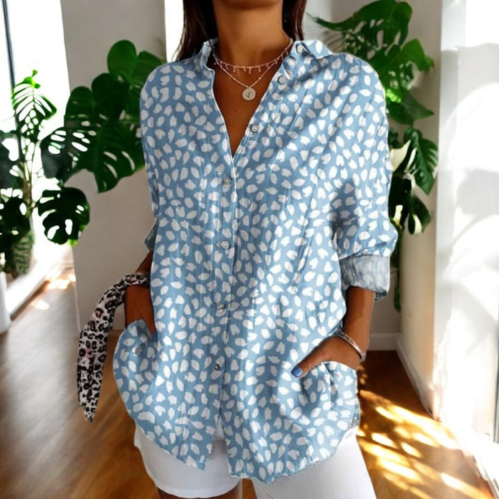 Drune | Lebhafte Bluse mit Blumenknöpfen für Damen