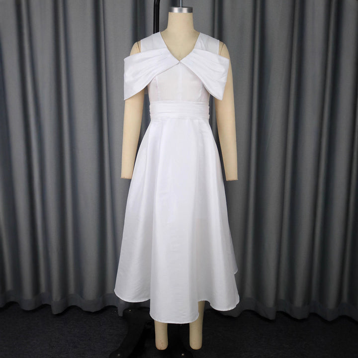 Damen Elegantes Kleid mit weitem Rock und Schulterdetails Drune