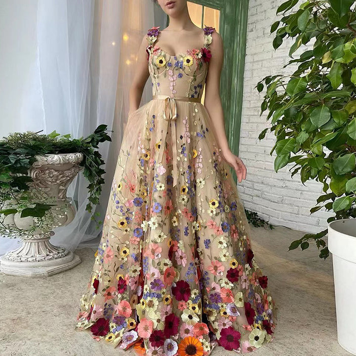 Damen Tüllkleid mit floralen Stickereien und elegantem Taillengürtel Drune