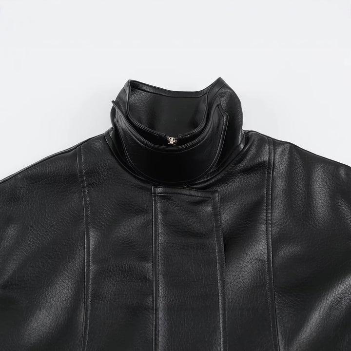 Damen Oversize Kunstlederjacke mit hohem Stehkragen, aufgesetzten Taschen und verstellbaren Schnallen Drune