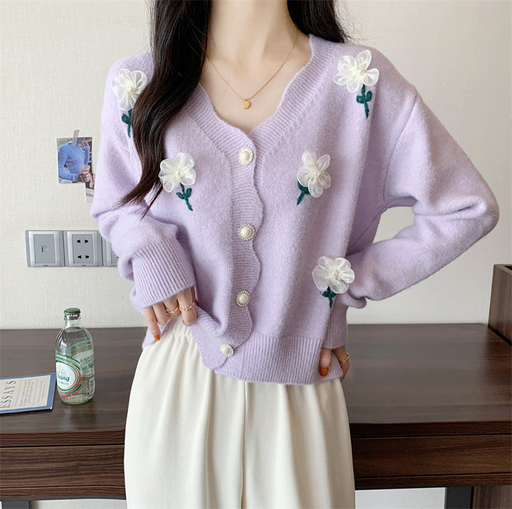 Damen verspielte Strickjacke mit Blumenstickerei und Perlenknöpfen Drune
