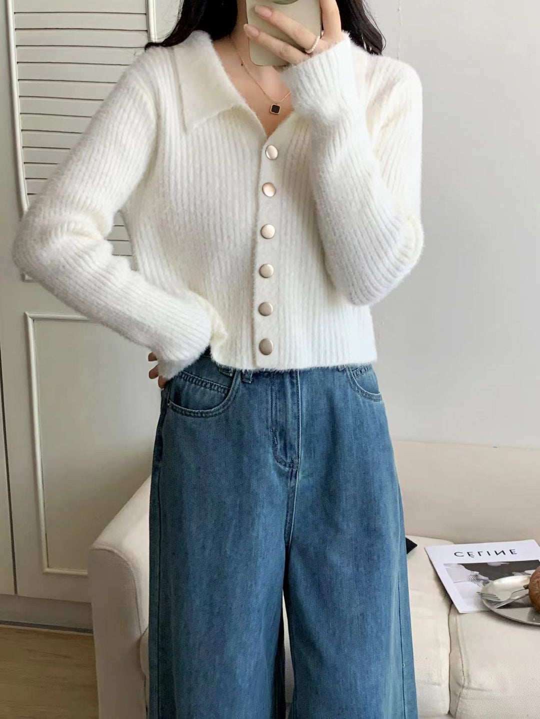 Damen Modische Kurzstrickjacke mit Knopfdetails und V-Ausschnitt Drune