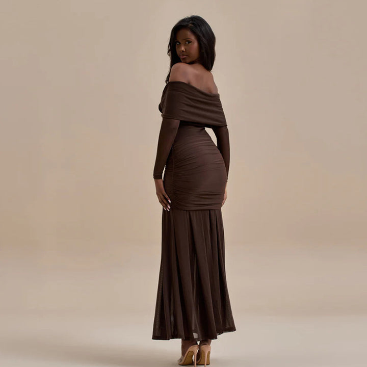Damen Maxikleid mit schulterfreier Silhouette und dekorativen Rosen Drune