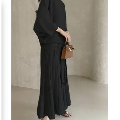 Damen Feines Strick-Set aus Viskosemix mit Oversize-Pullover und plissiertem Maxi-Rock Drune