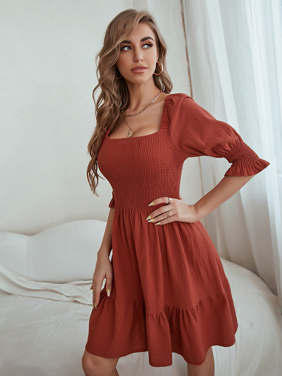 Damen Kurzarmkleid mit geraffter Taille und voluminösem Rock Drune