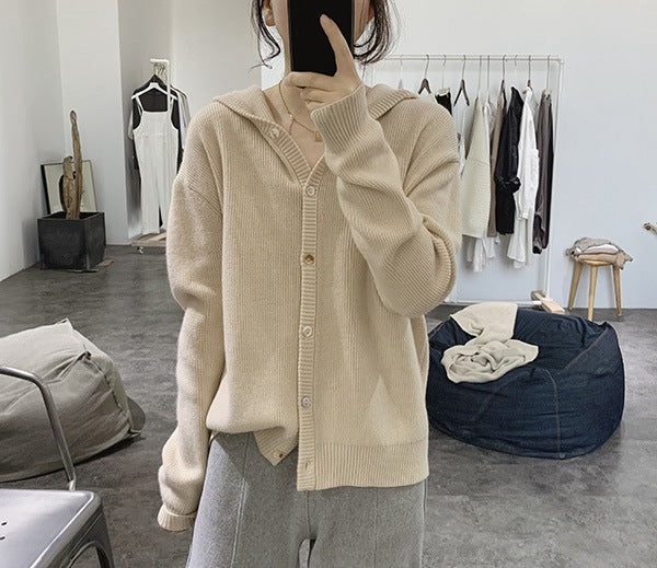 Damen lässiger Strickcardigan mit tiefem V-Ausschnitt und großen Knopfdetails Drune