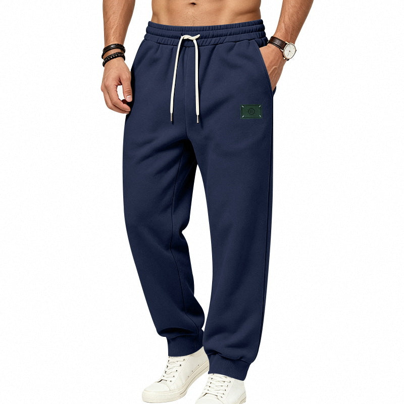 Herren Minimalistische Fleece-Jogginghose mit elastischem Tunnelzug und schmalen Bündchen Drune
