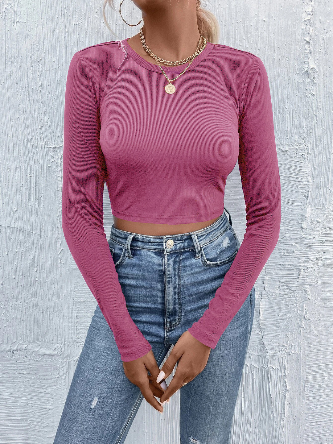 Damen figurnahes geripptes Crop-Longsleeve mit Rundhalsausschnitt und formstabiler Stretchfaser Drune