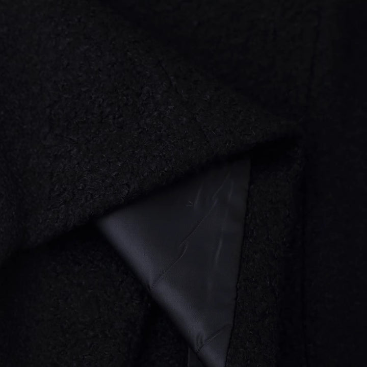 Damen Kragenlose Bouclé-Jacke mit taillierten Abnähern und Pattentaschen Drune