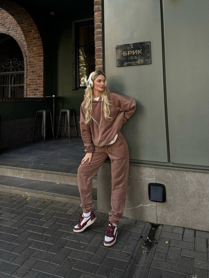 Damen Fleece-Jogginganzug mit hohem Kragen und seitlichen Taschen Drune