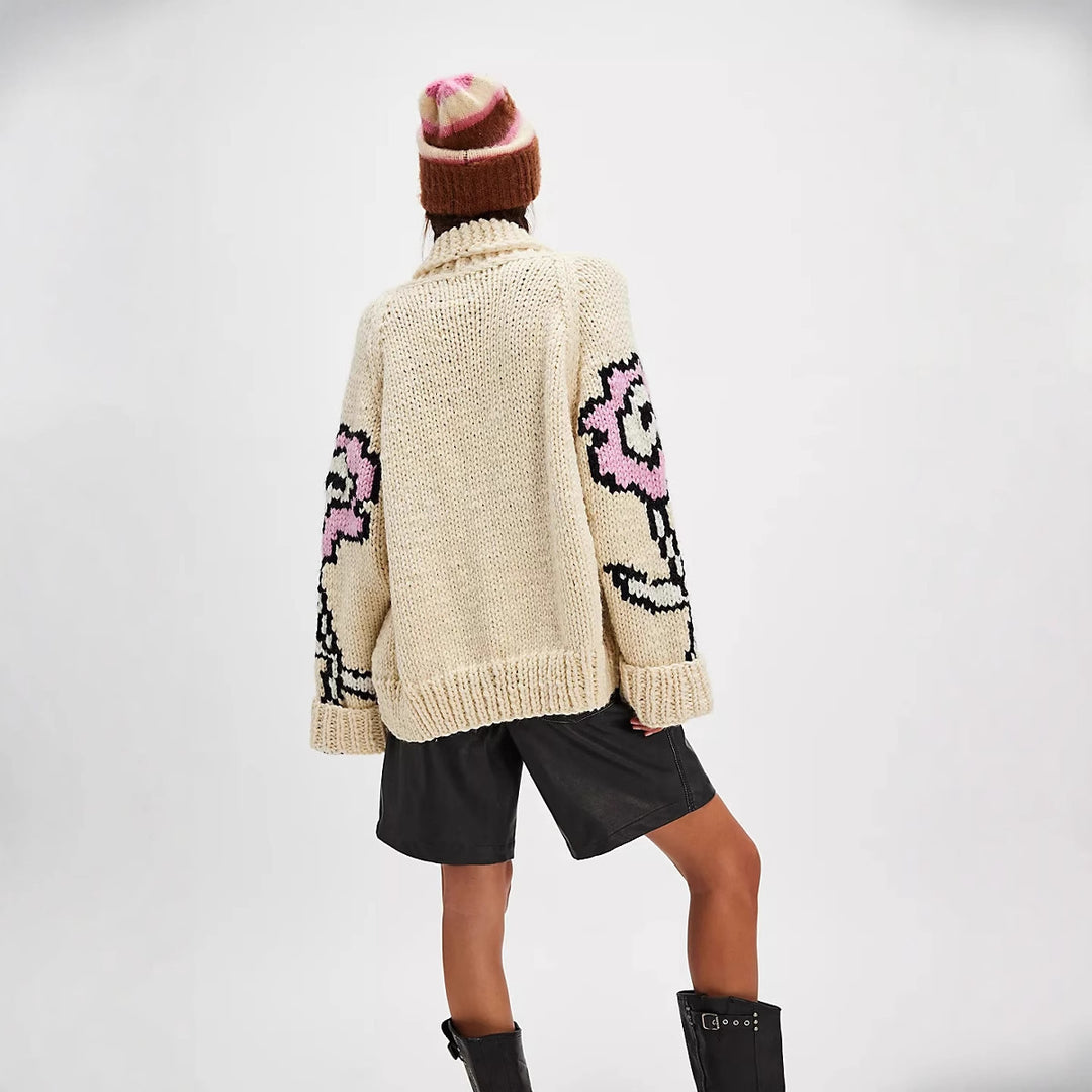Damen Oversized Grobstrick-Cardigan mit Schalkragen, Blumenintarsien & Knopfleiste Drune