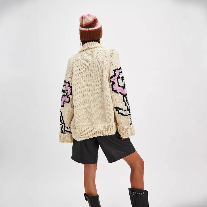 Damen Oversized Grobstrick-Cardigan mit Schalkragen, Blumenintarsien & Knopfleiste Drune