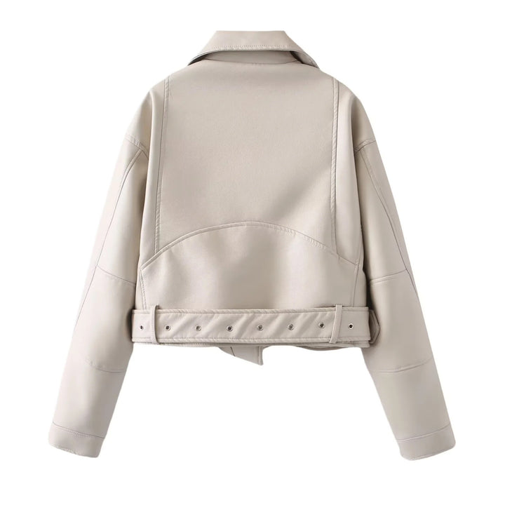 Damen nan kurzer Bikerjacke aus veganem Lederimitat mit asymmetrischem Reißverschluss, Taillengürtel und Schulterklappen Drune