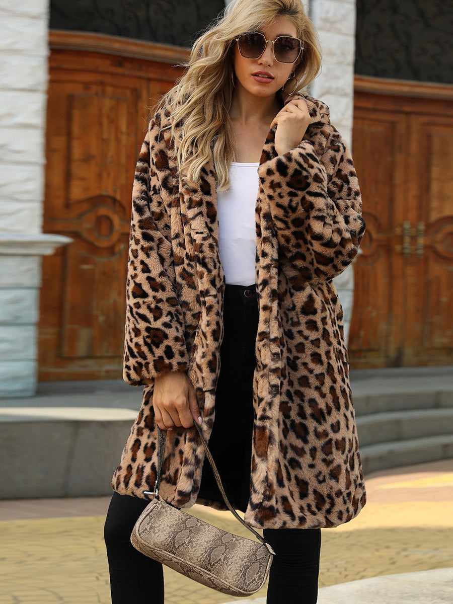 Damen Eleganter Leopardenfell-Mantel Drune