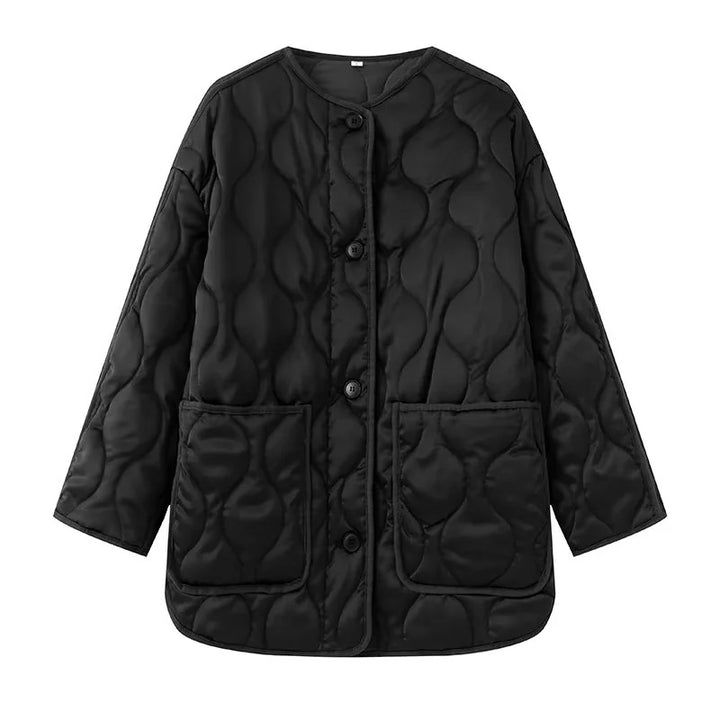 Damen nan gesteppte Übergangsjacke im Boxy Cut mit Rundhalsausschnitt, organischer Wellensteppung und aufgesetzten Taschen Drune