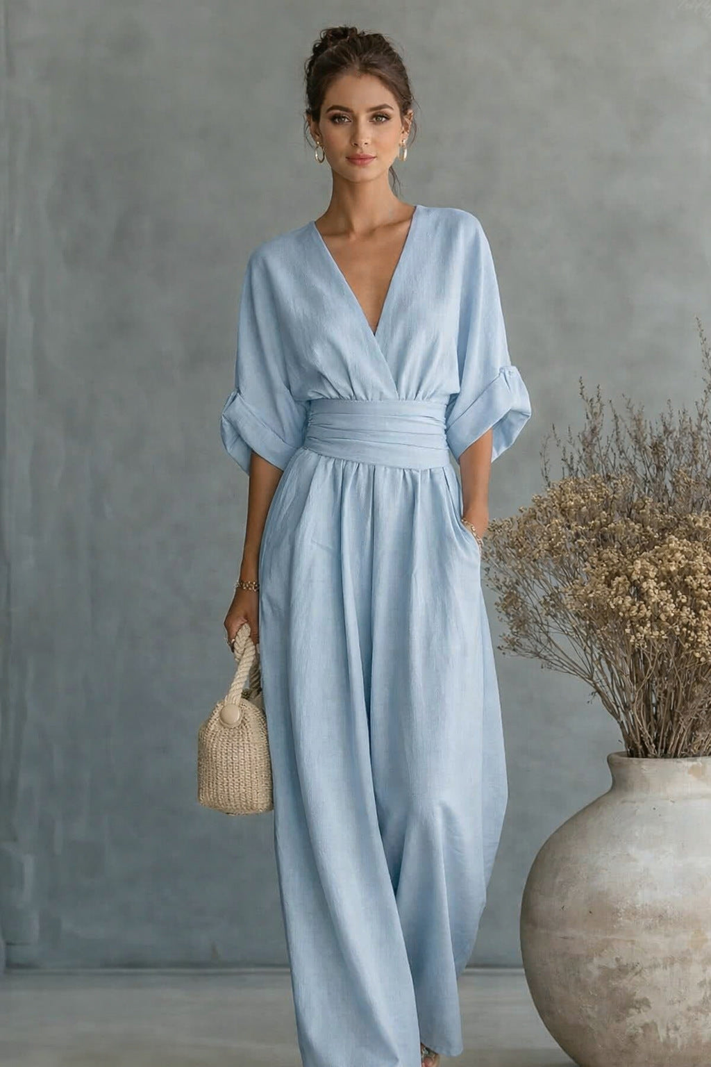 Damen Weit geschnittener Jumpsuit mit eleganten Drapierungen und V-Ausschnitt Drune