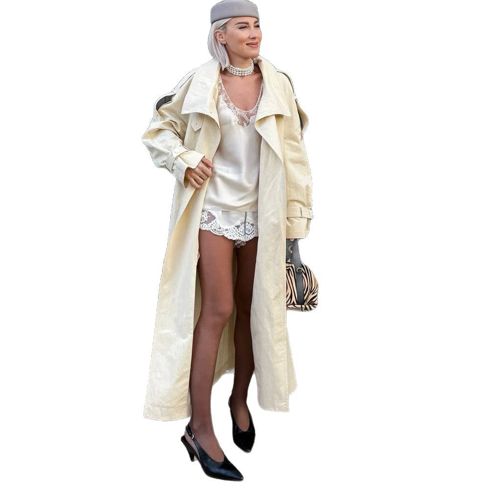 Damen langer leichter Trenchcoat mit weitem Schalkragen und überschnittener Schulter Drune