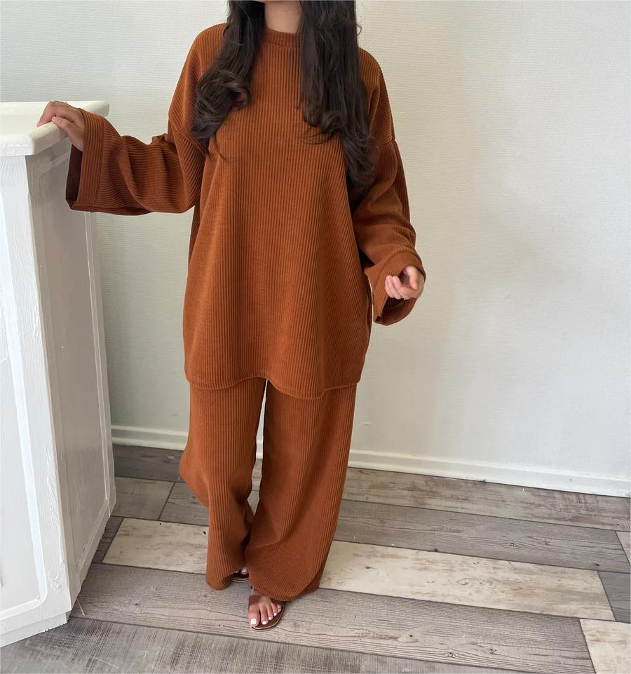 Damen Bequemes und stylisches Lounge-Set aus Rippstrick Drune