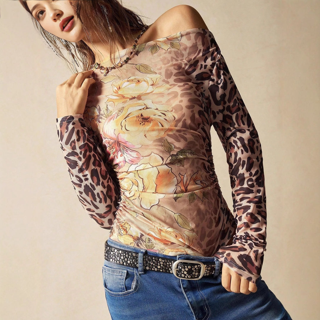 Damen nan figurbetontes Tüll-Longsleeve mit Animal- und Blumenprint, Carmen-Ausschnitt und seitlicher Raffung Drune