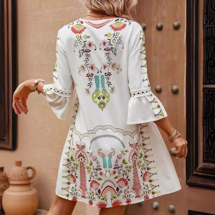 Damen Boho-Kleid mit Stickerei, Häkel-V-Ausschnitt und ausgestellter A-Linie Drune