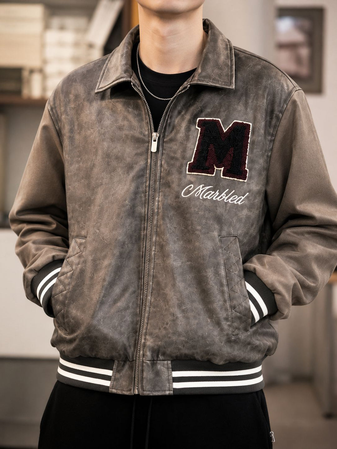Herren Modische Bomberjacke mit Stickdetails Drune