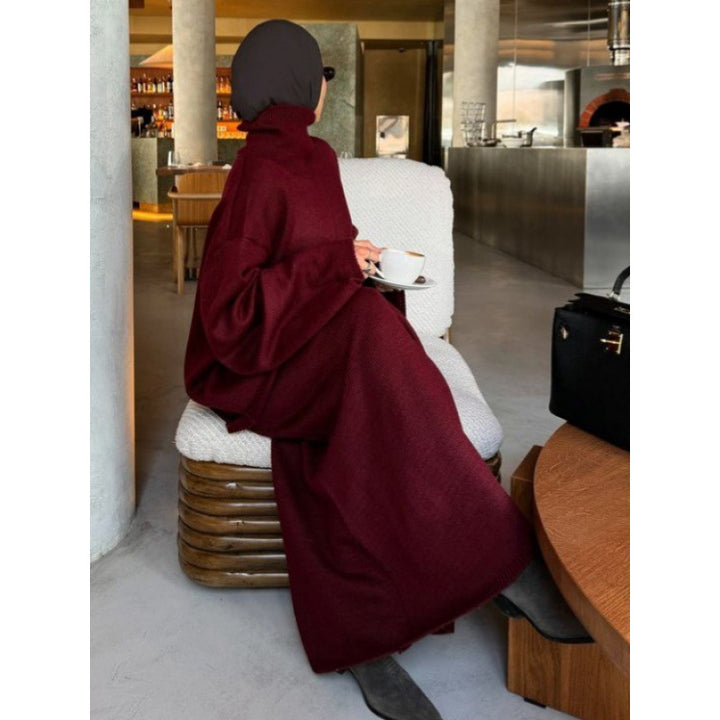 Damen Strickkleid mit hohem Kragen und weiter Silhouette Drune