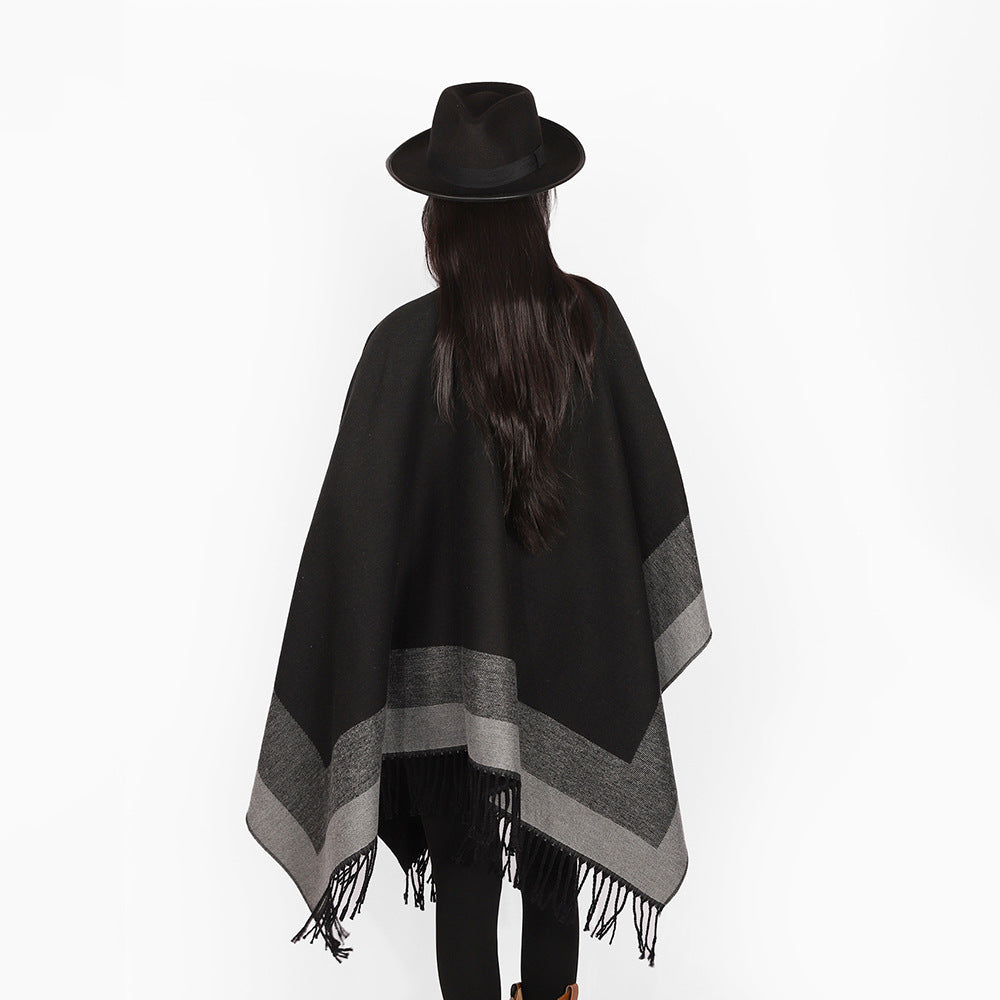 Damen Wollmix-Capeponcho mit kontrastierter Kante, großem Oversize-Fall und Fransensaum Drune
