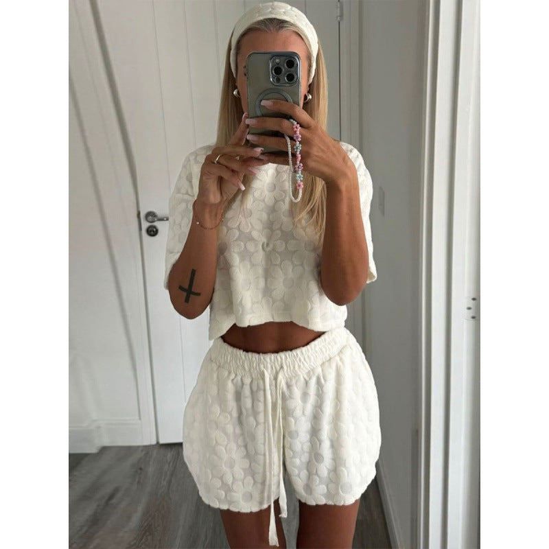 Damen Sportliches Zweiteiliges Set mit luftigen Shorts und T-Shirt Drune