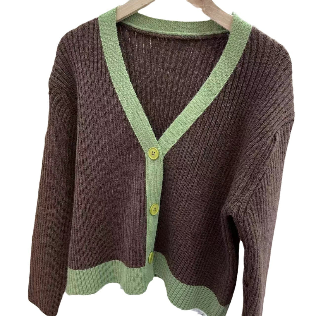 Damen modische Strickjacke mit Kontrastdetails und eleganter Knopfleiste Drune