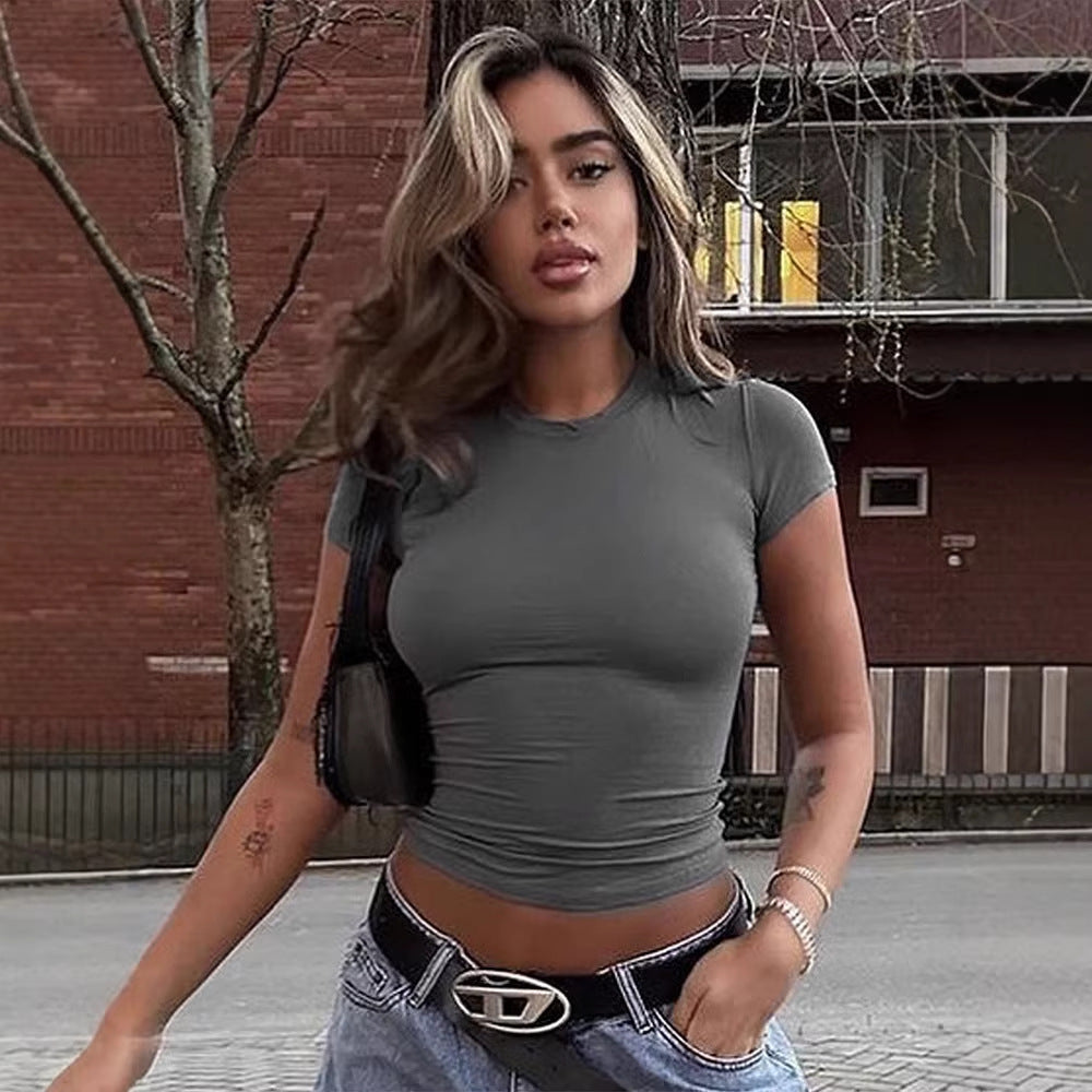Damen sportliches Kurzarm-T-Shirt mit hochgeschlossenem Schnitt und figurbetonter Passform Drune