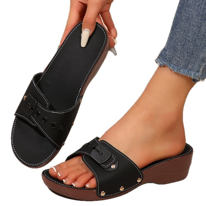 Damen nan Schlupf-Pantolette mit gepolstertem Komfortfußbett, dekorativer Schnalle und leichter Keilsohle Drune