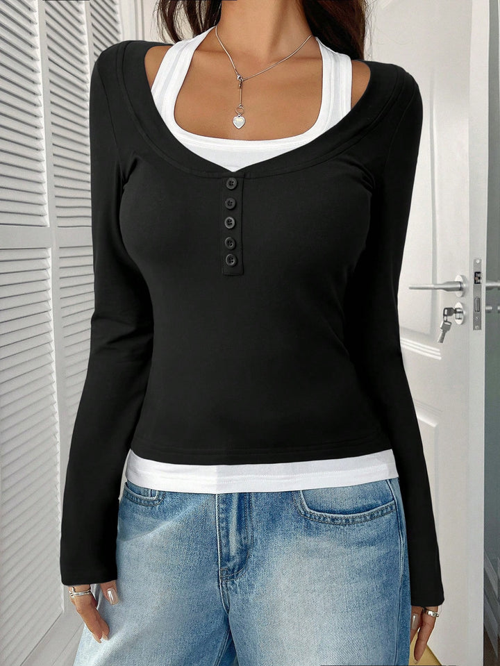Damen Figurbetontes Langarmshirt mit U-Ausschnitt und Knopfleiste Drune