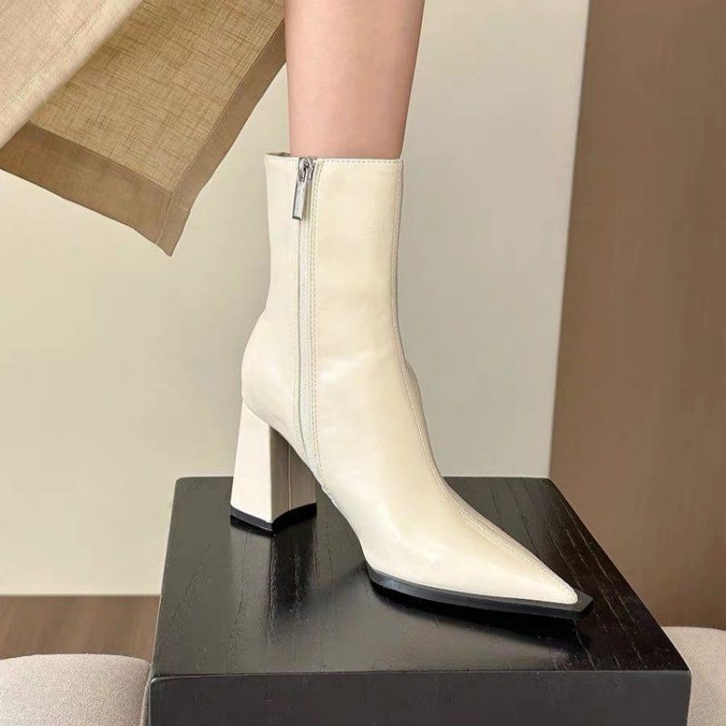 Damen spitz zulaufende Stiefeletten aus Glattleder mit sculpted Blockabsatz und seitlichem Reißverschluss Drune