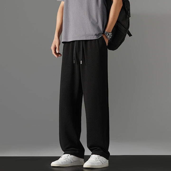 Herren weite Relaxed-Jogginghose aus French-Terry mit Kordelzug, elastischem Bund & geradem Bein Drune