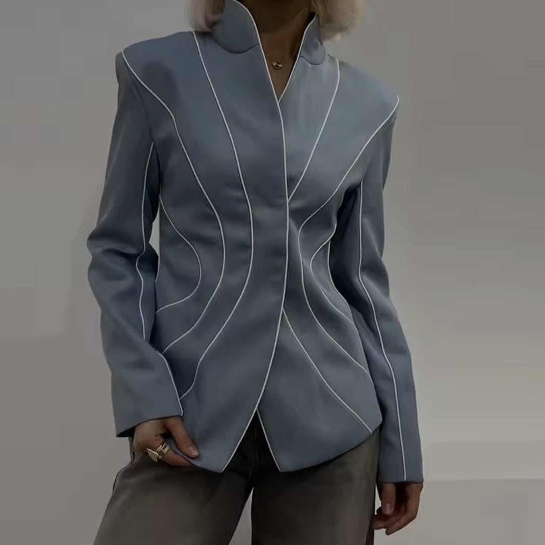 Damen Skulpturale Taillierte Blazerjacke mit Stehkragen und Zierpaspeln Drune