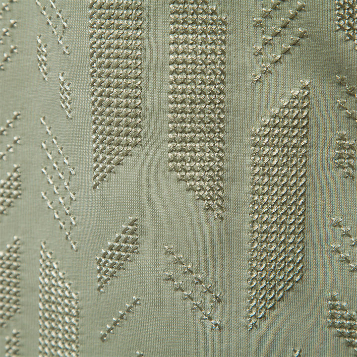 Herren nan Rundhalsshirt aus Baumwollmix mit geometrischer Laserperforation und geradem Schnitt Drune