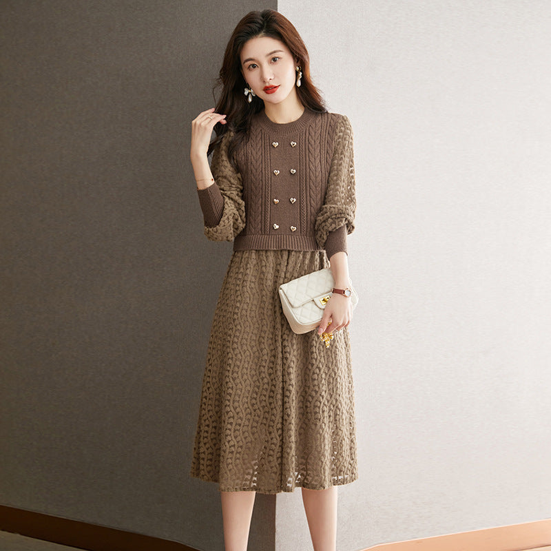 Damen Strickkleid mit tailliertem Oberteil und weit schwingendem Rock Drune