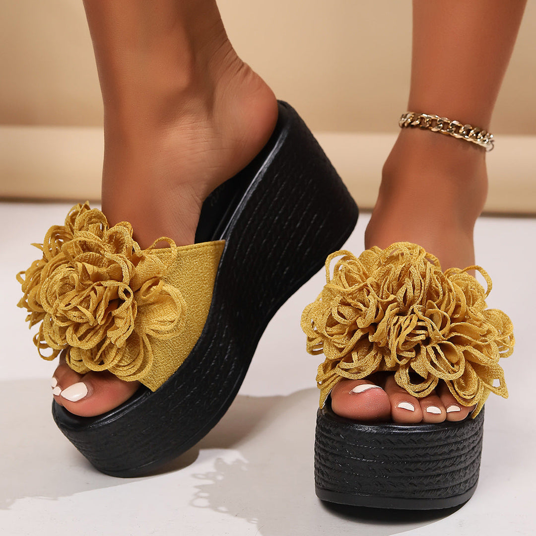 Damen Plattform-Sandalen mit floralen Applikationen und rutschfester Sohle Drune