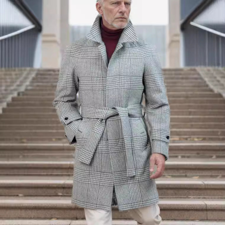 Herren modischer Trenchcoat mit praktischen Taschen und modernem Schnitt Drune