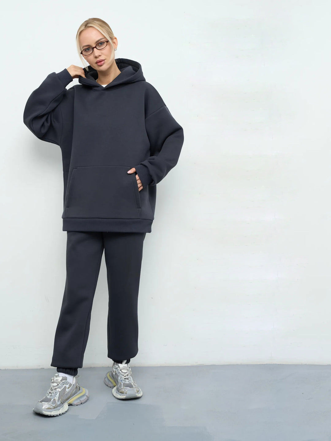Damen großzügiger Kapuzenpullover Oversize mit Kängurutasche und weichem French-Terry Drune