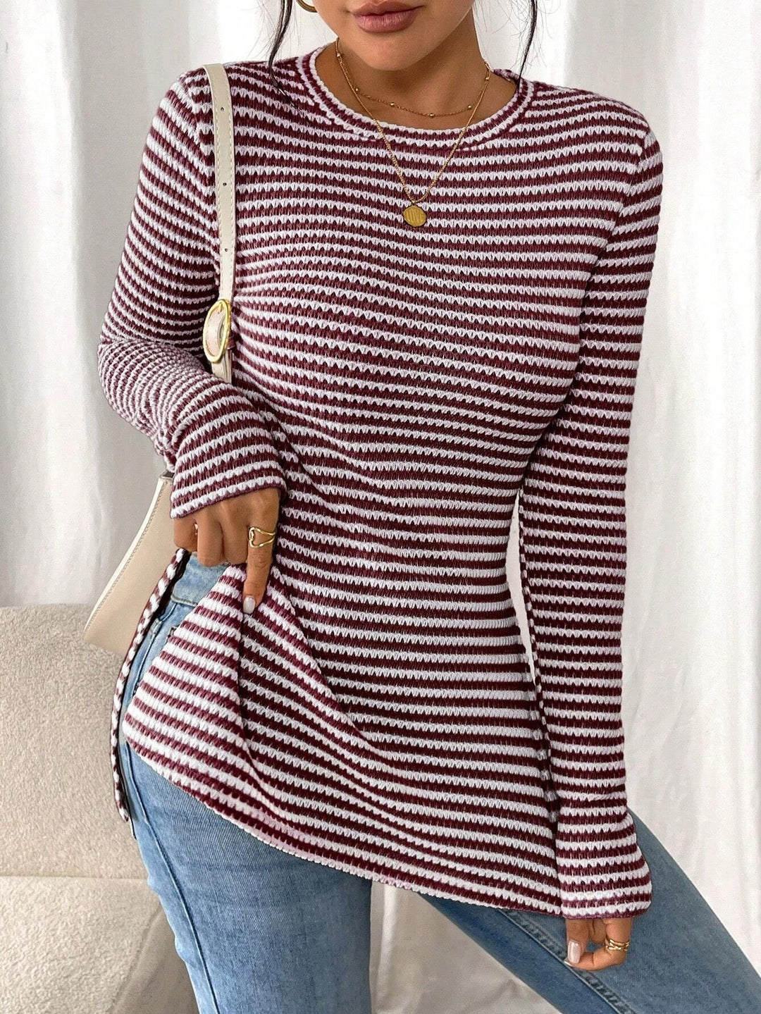 Damen Langarmshirt mit modernem Strickmuster und seitlichen Schlitzen Drune