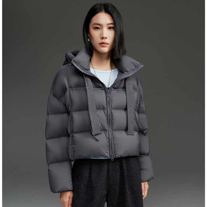 Damen Kurz geschnittene Boxy-Steppjacke mit voluminöser Kapuze und Kordelzug Drune