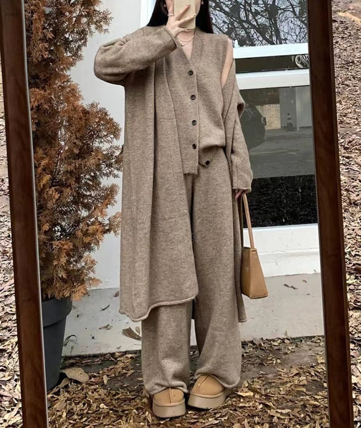 Damen Strickensemble mit wärmendem Cardigan und bequemen Hosen Drune