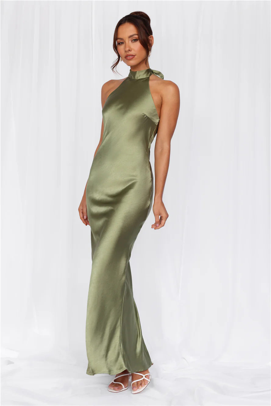 Damen Elegantes Satin-Maxikleid mit hohem Kragen und körpernahem Schnitt Drune